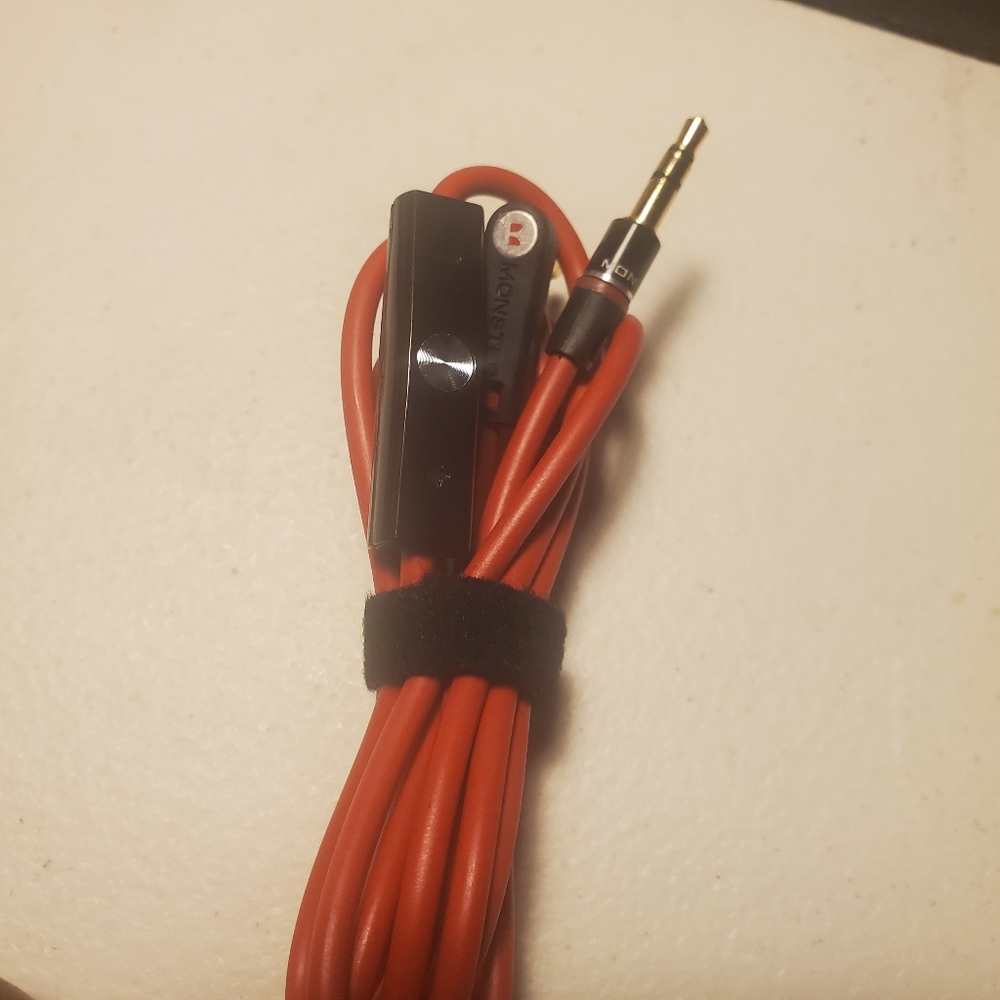 Monster 3ft Audio Cable w/ Mic